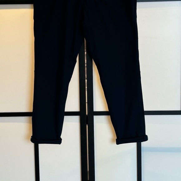 Lululemon men’s ABC pants in True Navy. Size 33 - Picture 12 of 16